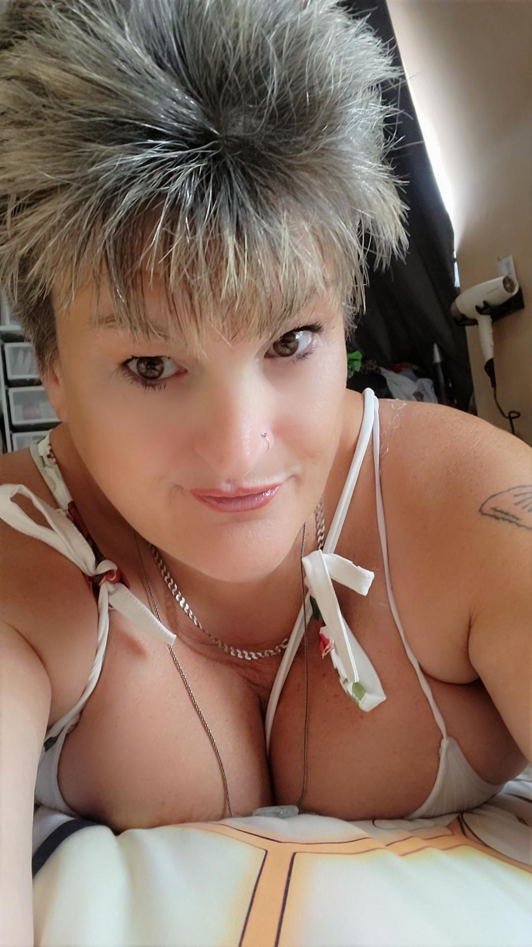 Countryhoney's Profile