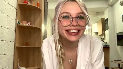 PLUSHIE_EYES's Profile